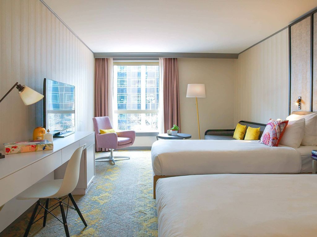 Renaissance Paris La Defense Hotel