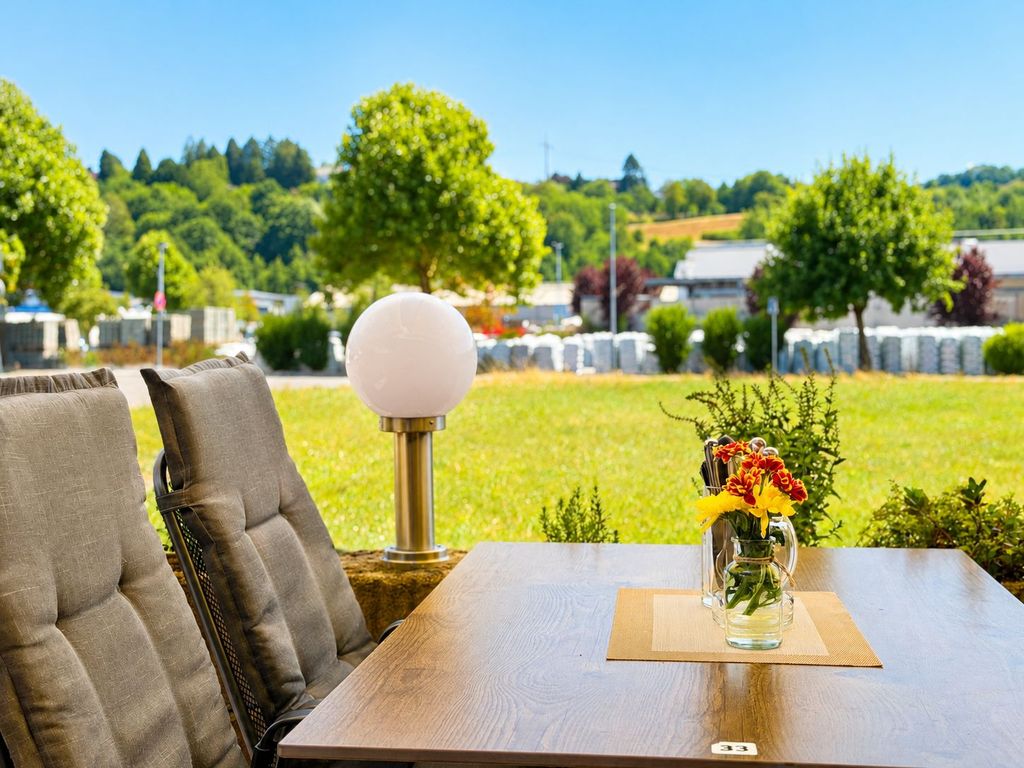 HIL - HOTEL IM LUS