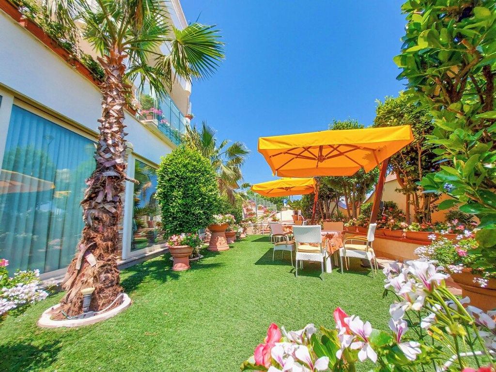 Hotel Gambrinus & Strand