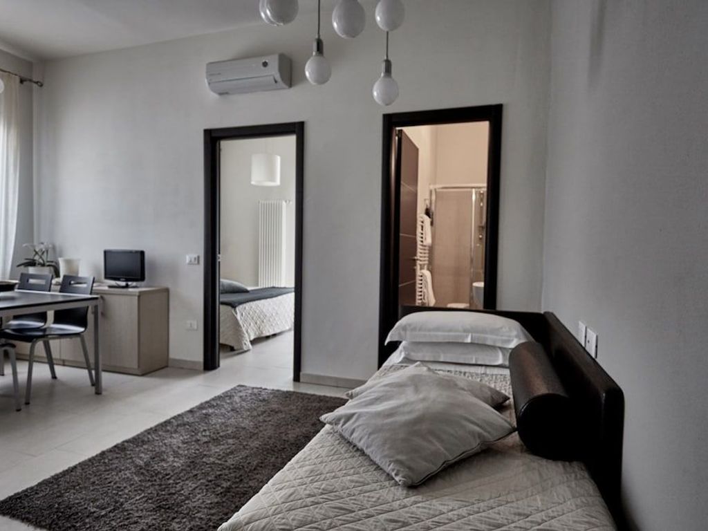 Rouge Hotel International