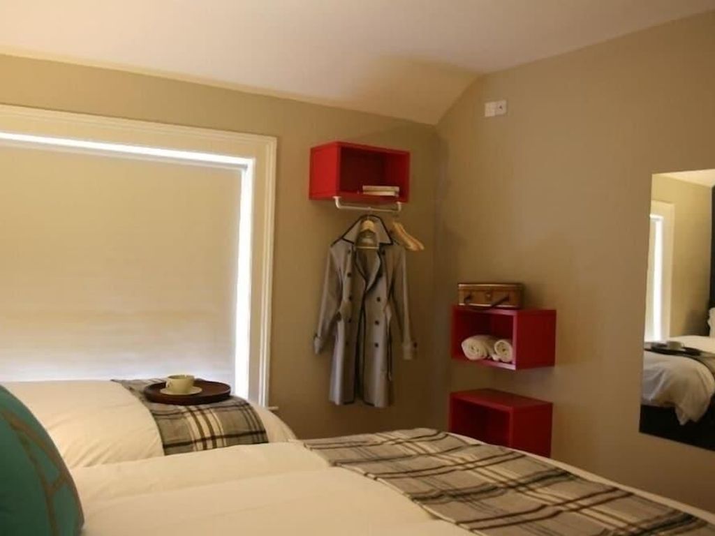 Adelphi Guesthouse