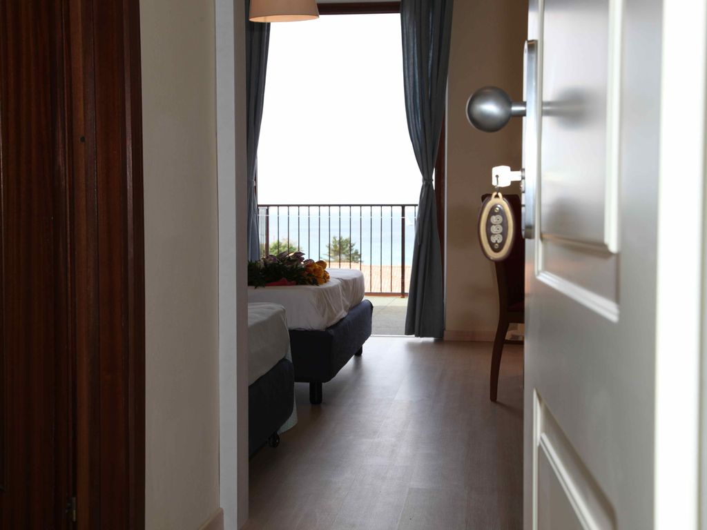 Hotel di Procchio