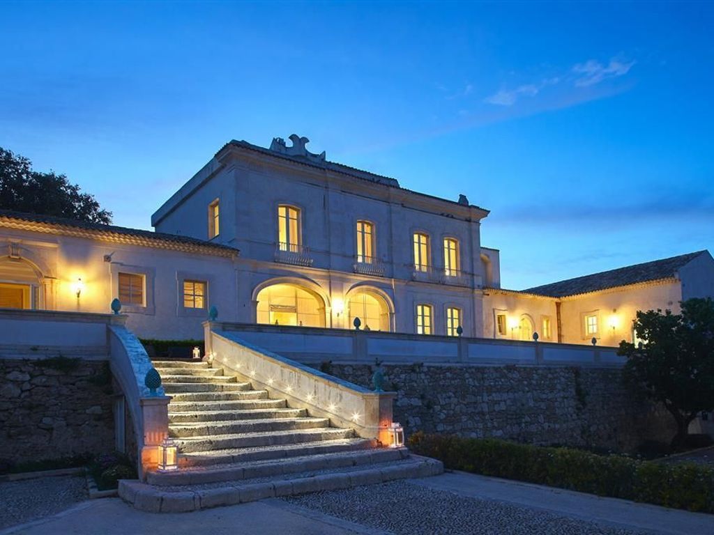 MIRA Borgo di Luce I Monasteri
