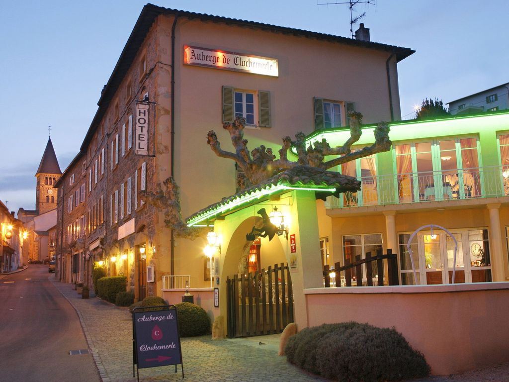 Auberge De Clochemerle