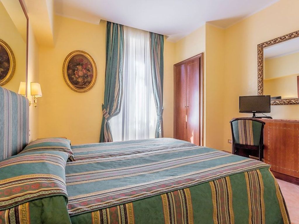 Raeli Hotel Floridia