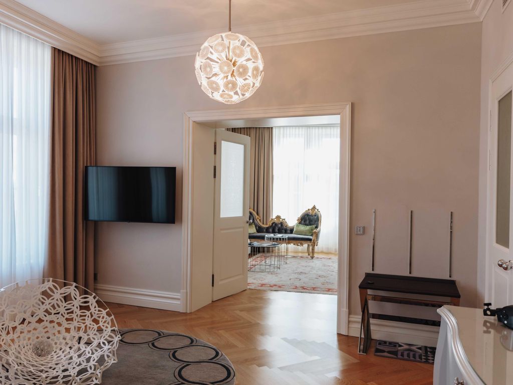 Vienna Hotel Sans Souci