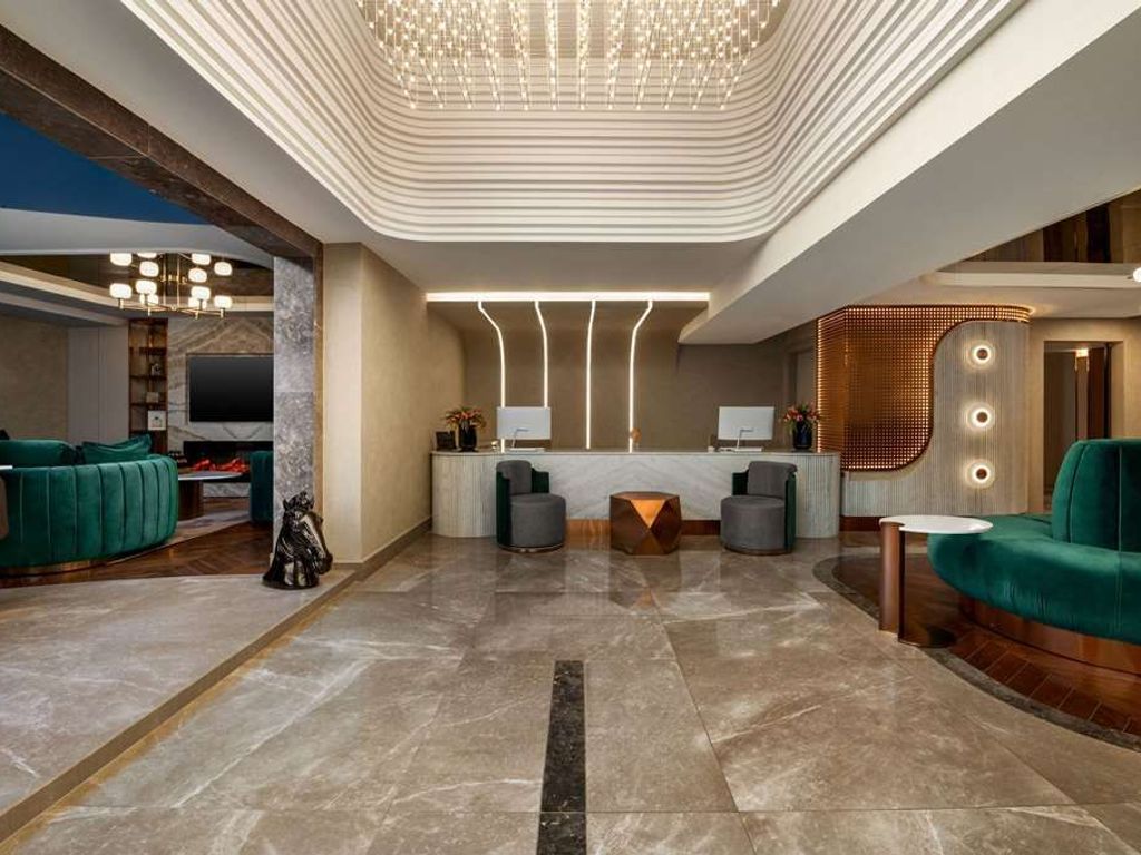 Trademark Collection by Wyndham Boreas Hotel