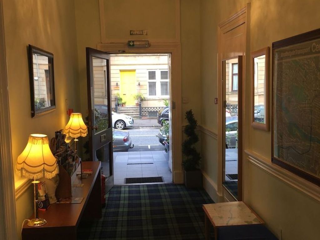Smiths Hotel