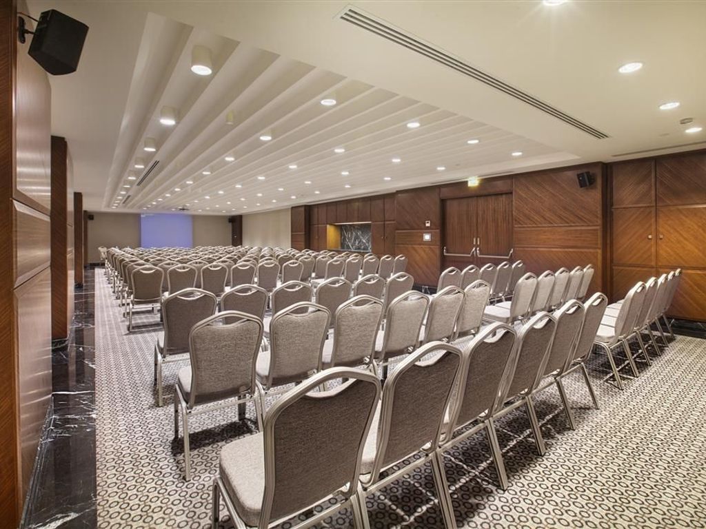 DoubleTree by Hilton Istanbul - Avcilar