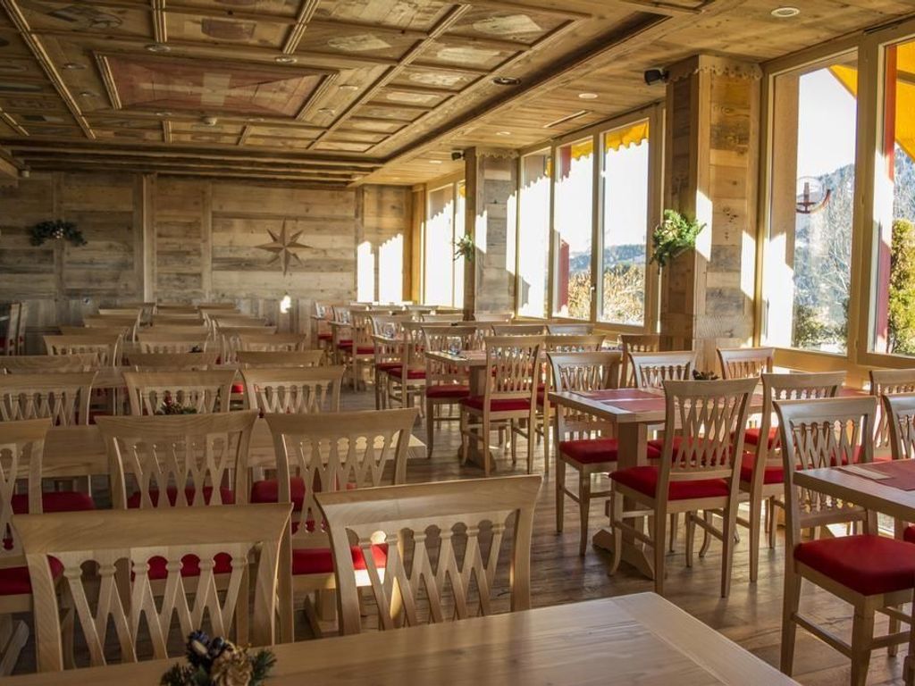 Alpine Classic Hotel