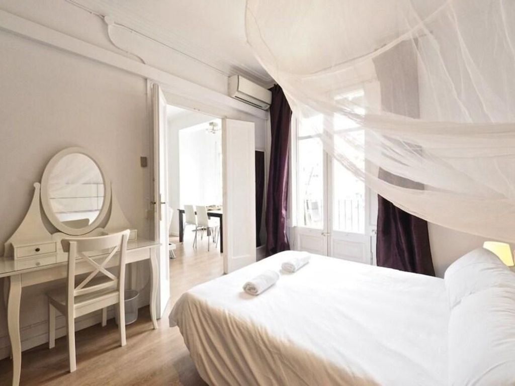 Sagrada Familia Apartment