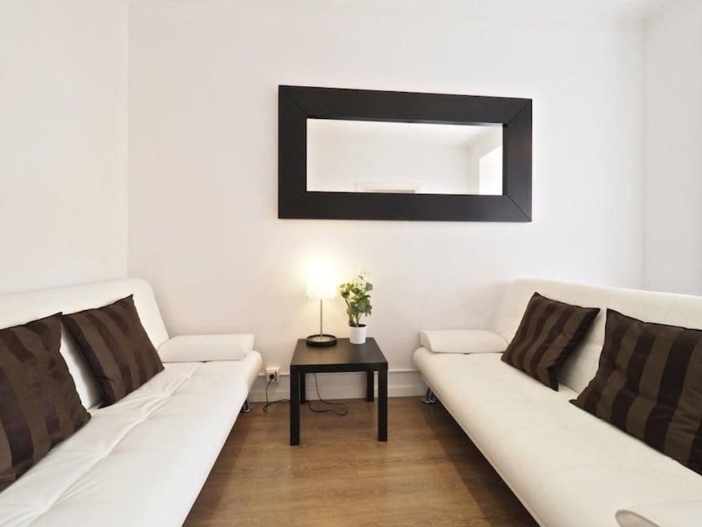 Sagrada Familia Apartment