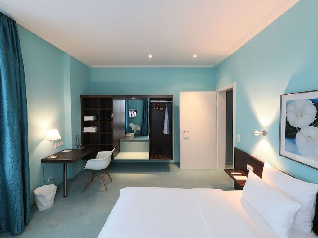 MOMA1890 Boutique Hotel