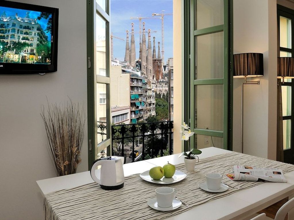 Apartments Hostemplo Suites