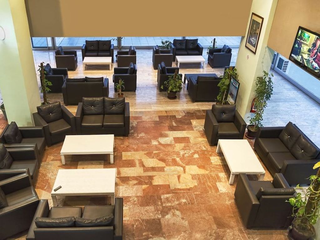Green Gold Hotel