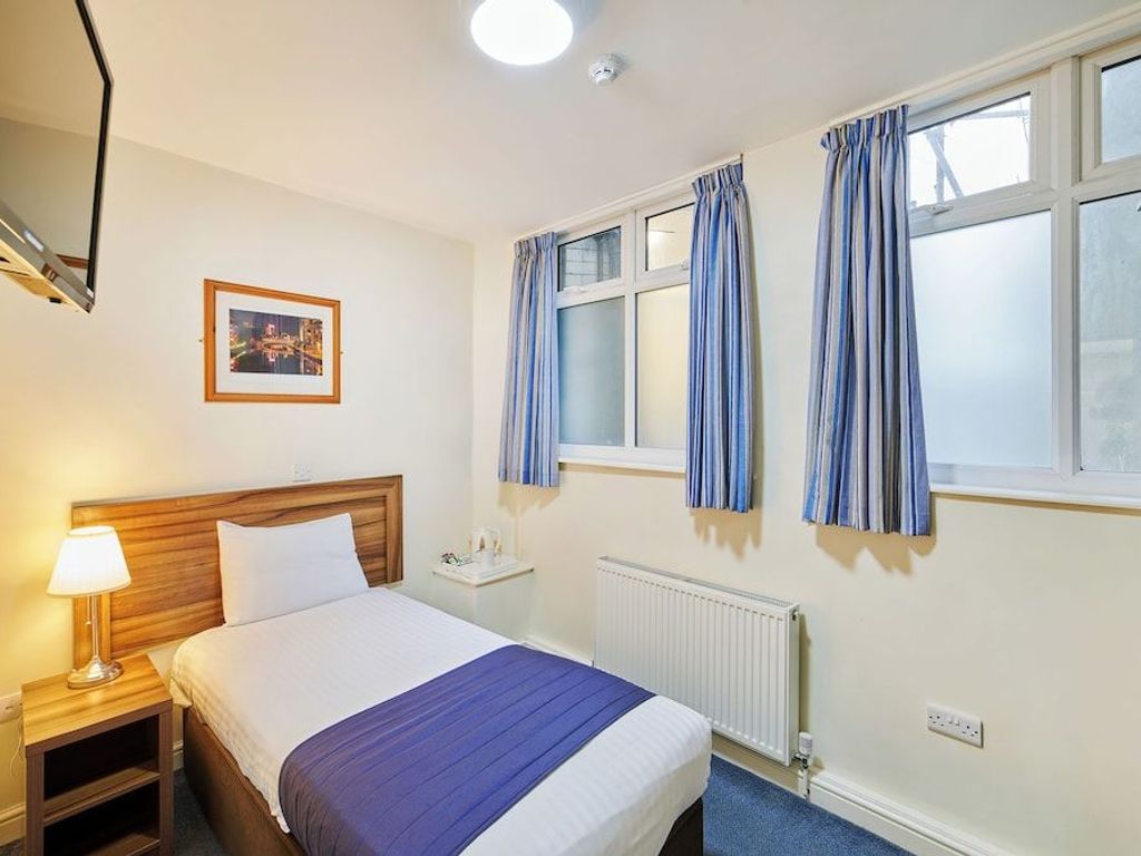 Discovery Inn Leeds