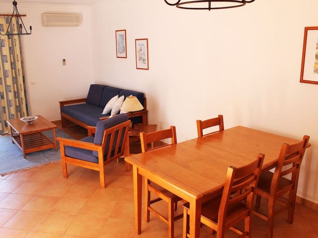 Oasis Beach Apartments