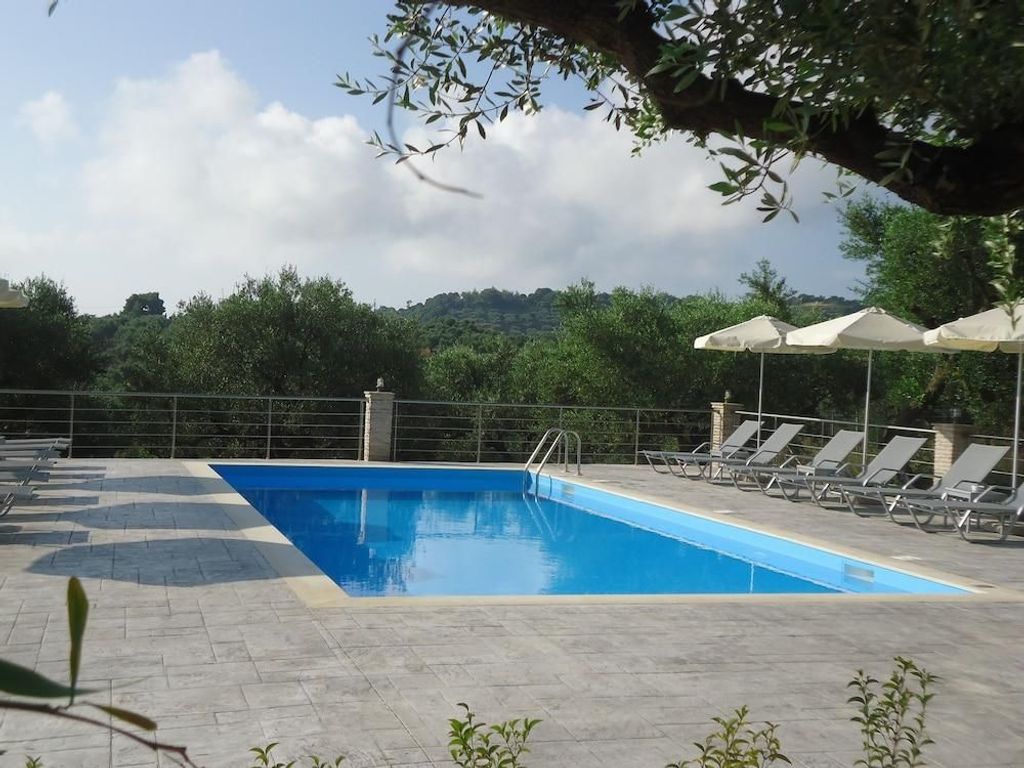 Valentino Villas and Apartments