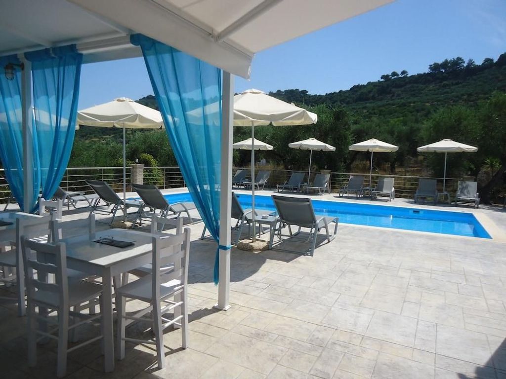 Valentino Villas and Apartments