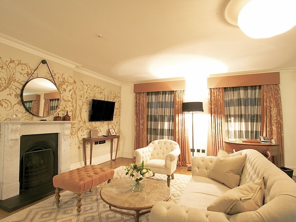 The Adria Boutique