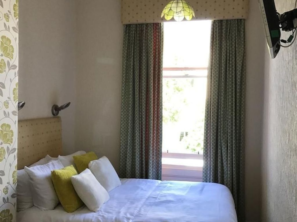 Canadale Guest House