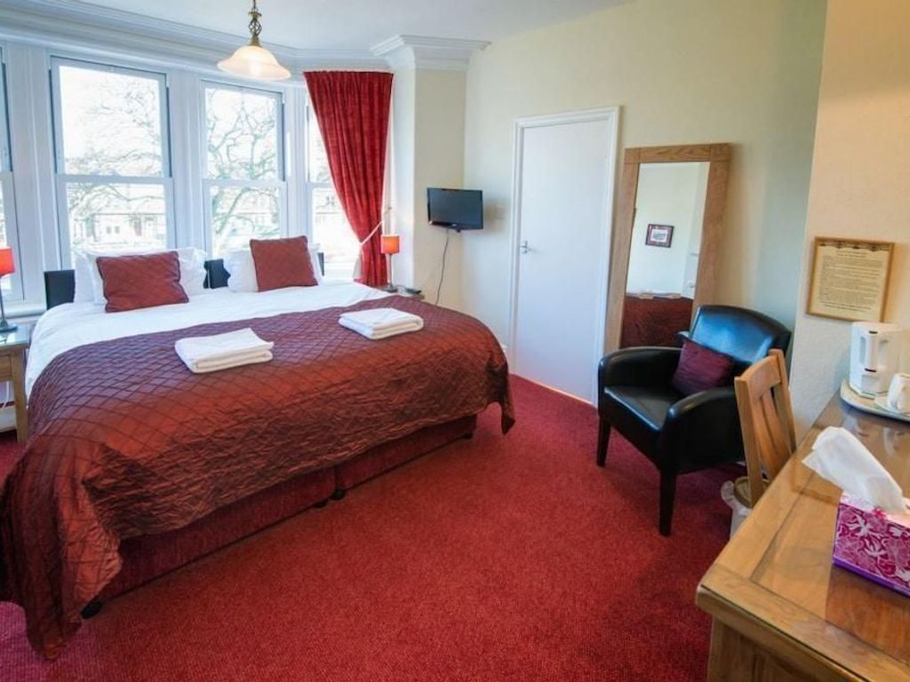 Shannon Court Guest House