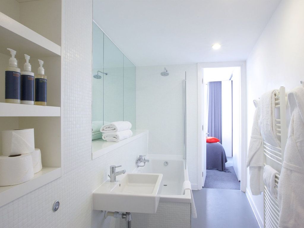 Staying Cool at Rotunda Stylish Serviced Apartments