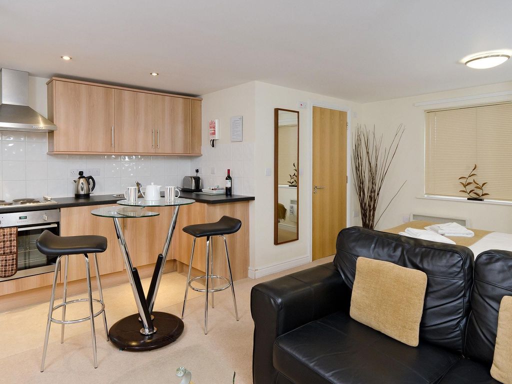 Your Stay Bristol Cotham Lawn