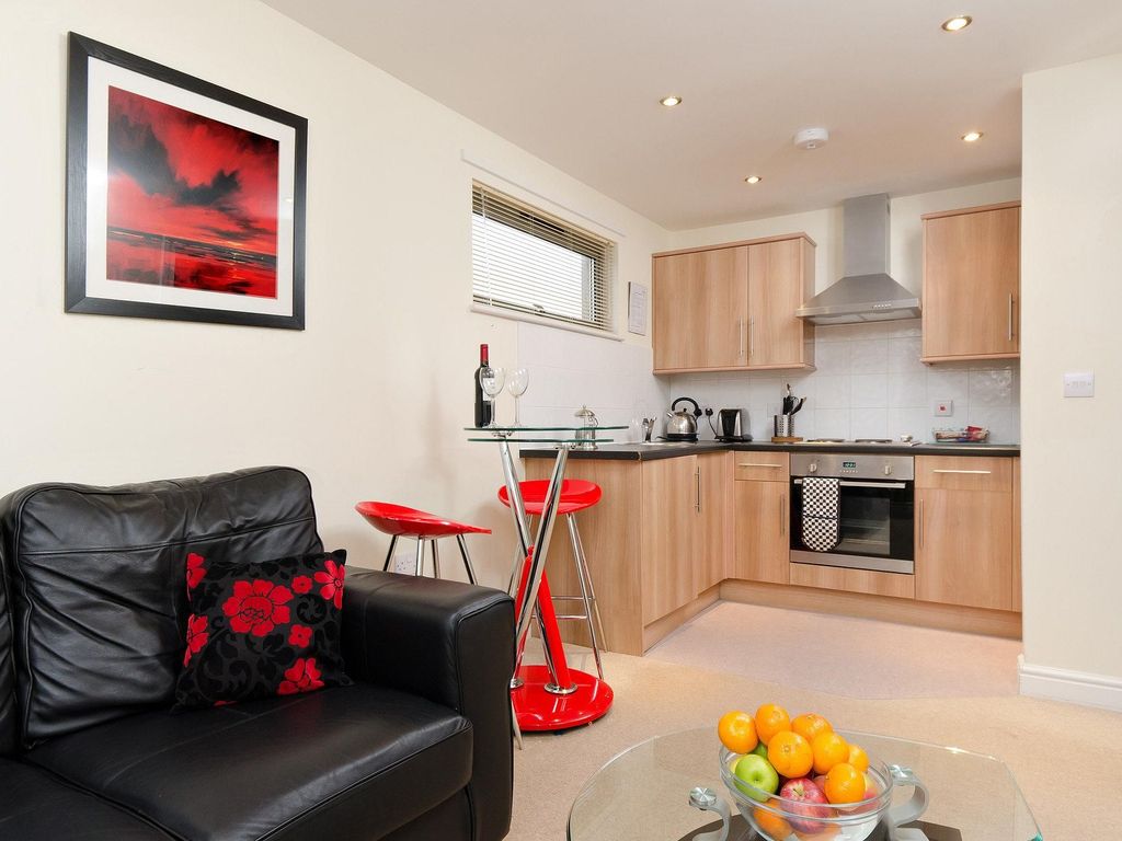 Your Stay Bristol Cotham Lawn