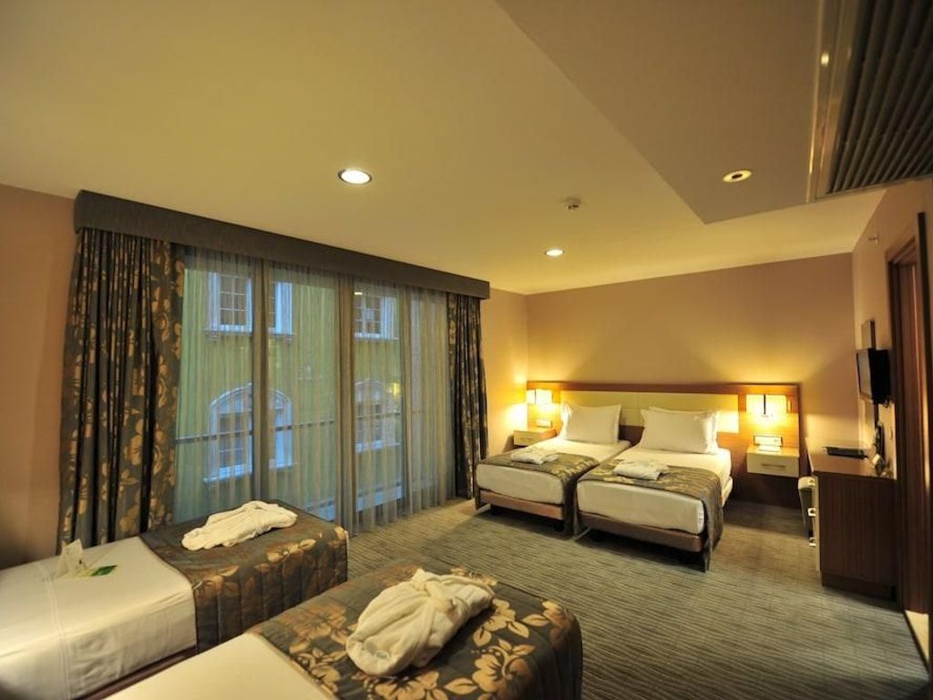 Yasmak Comfort Hotel