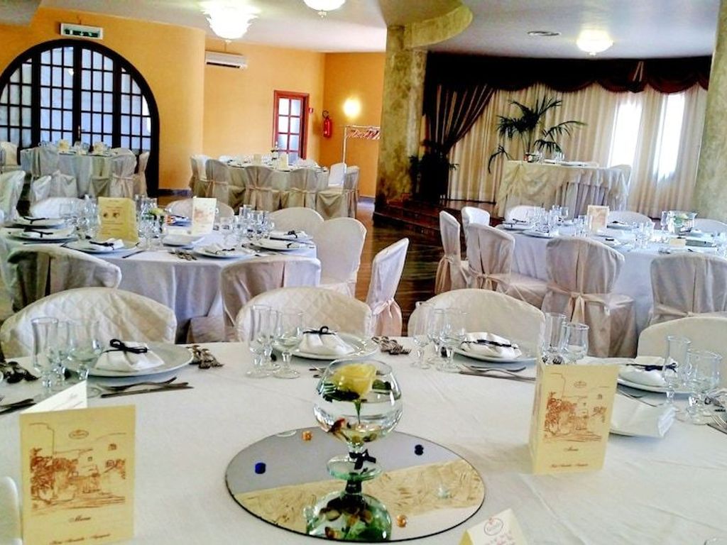 Hotel Akrabello
