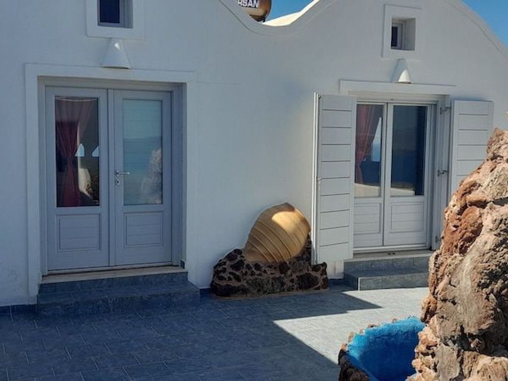 Villa Iliovasilema Santorini