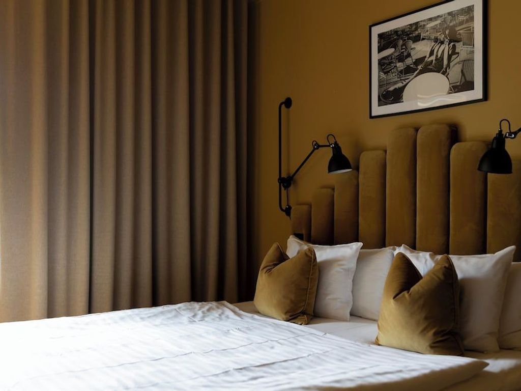 Quality Hotel Carlia (Formerly Regent Hotel)