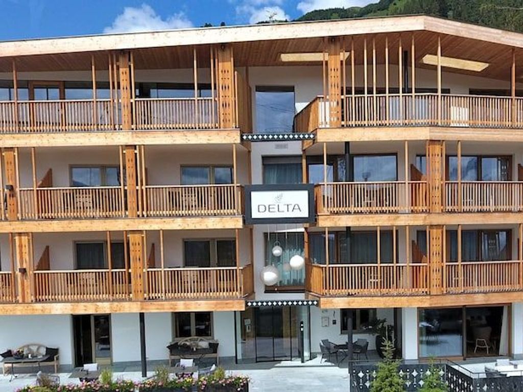 Nature Hotel Delta