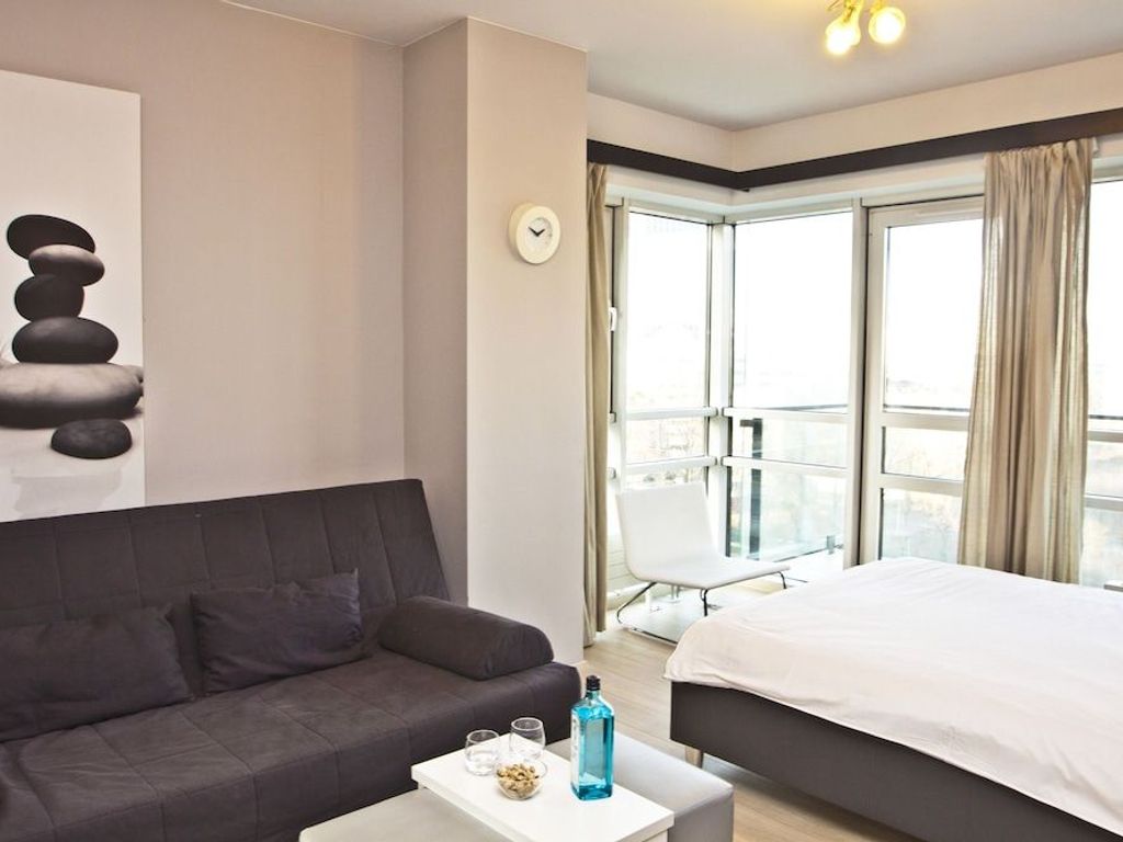 Platinum Towers Country 2 Country