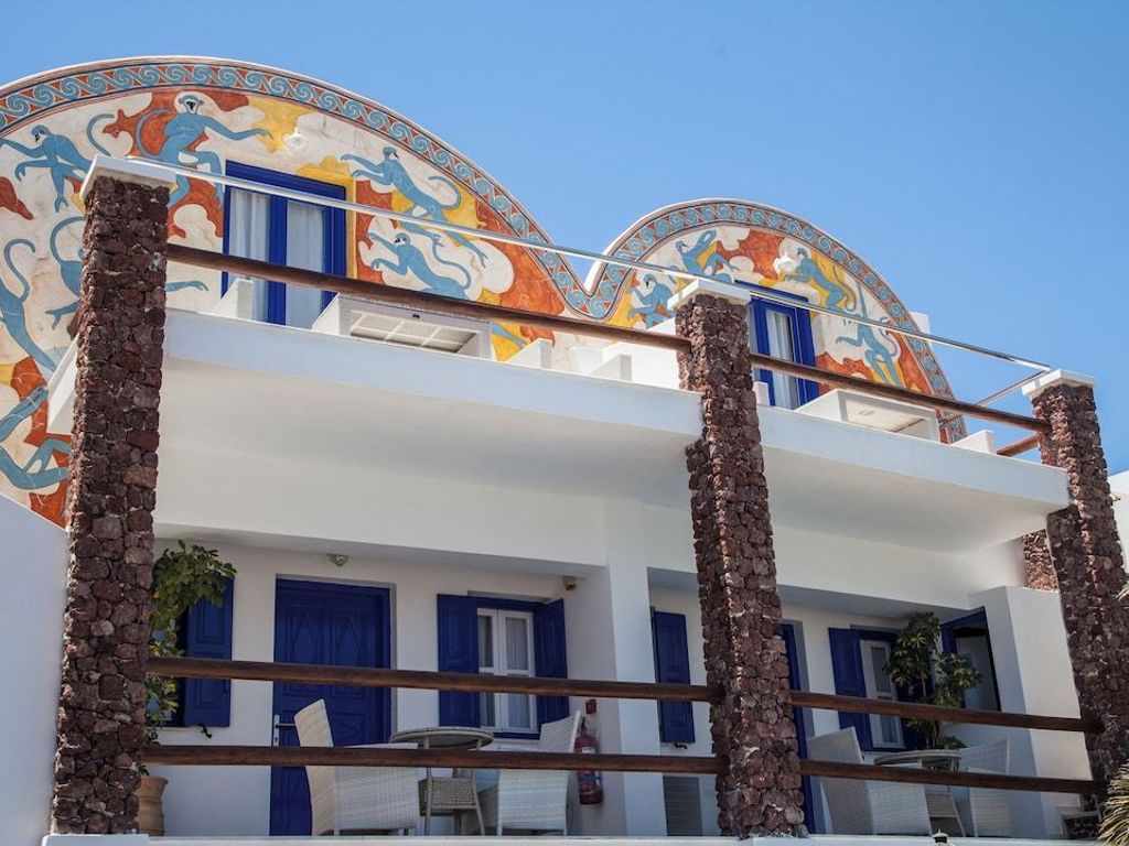 Black Sandy Beach Hotel