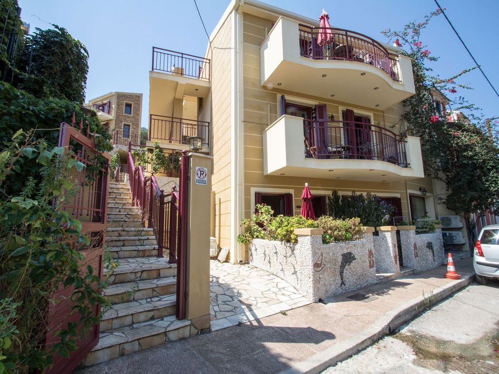 GreKa Ionian Suites