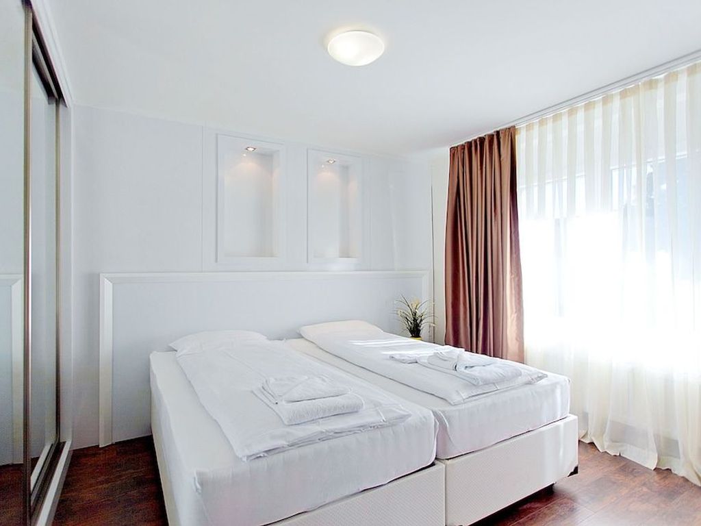 Suite Apartments by Livingdowntown LivingDownTown