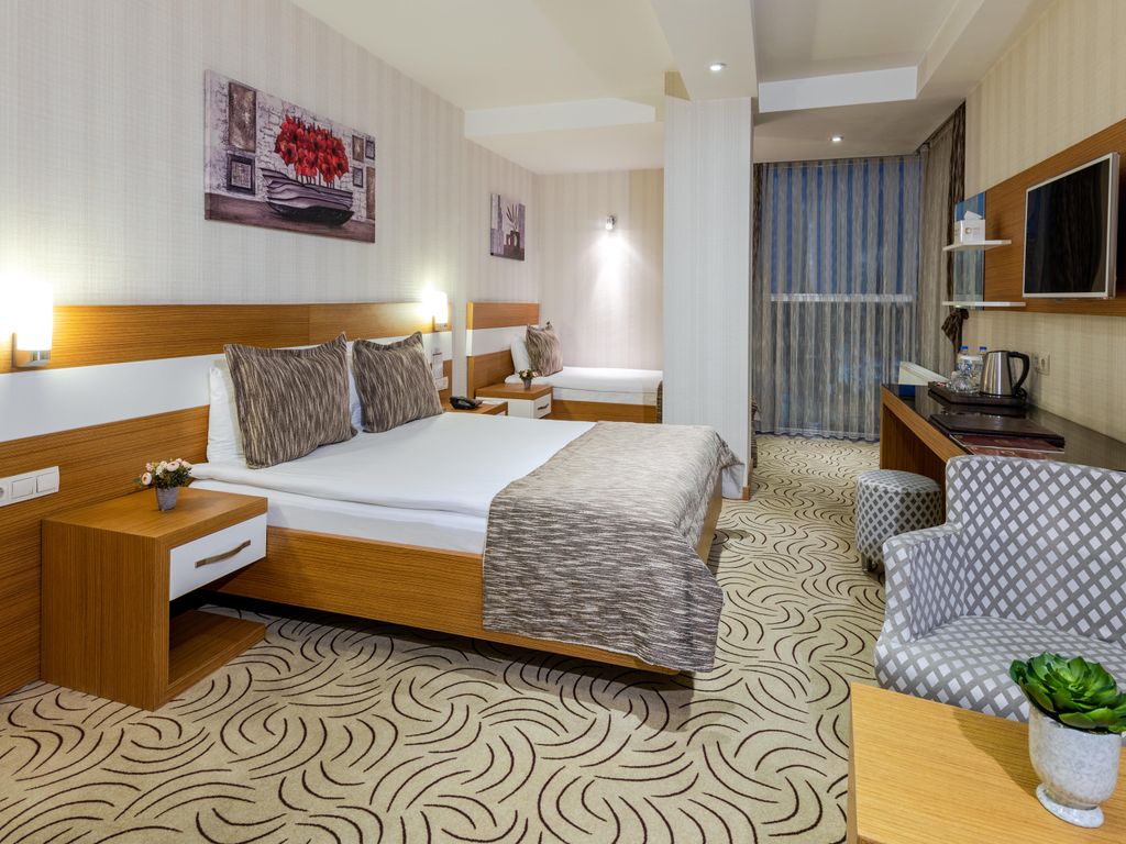 Dies Hotel