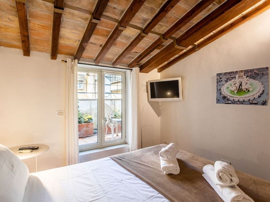 Frattina Apartments