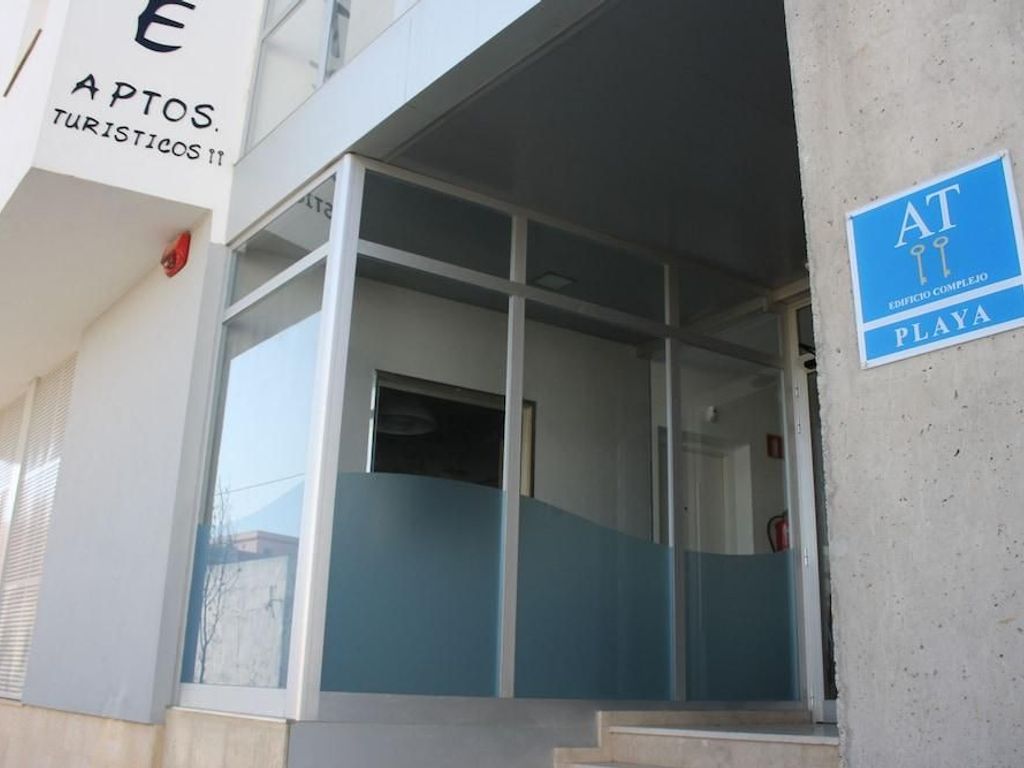 Apartamentos Turísticos Playa Bárbate