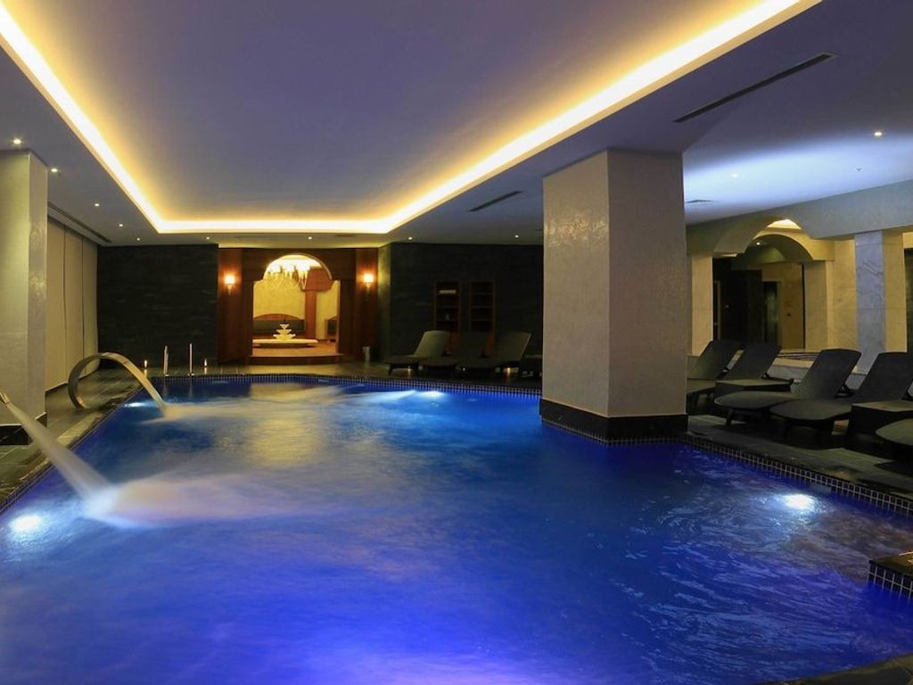 Sky Tower Deluxe Hotel