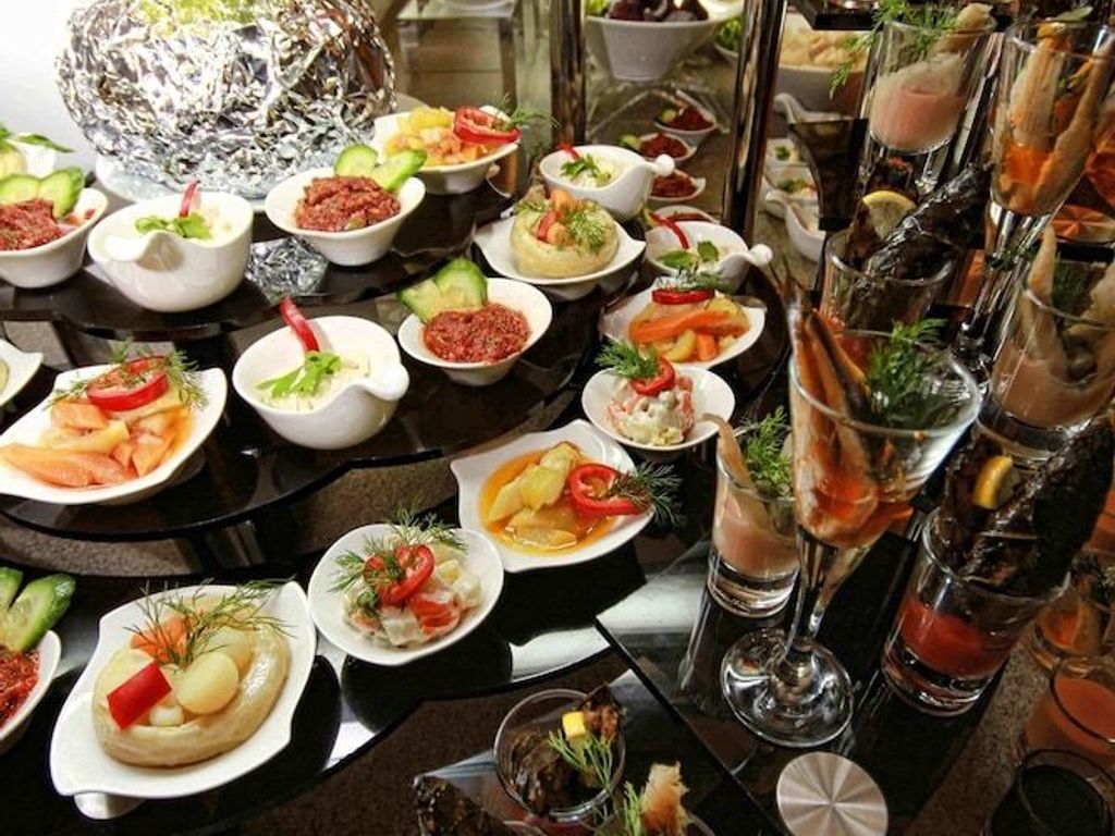 Sky Tower Deluxe Hotel