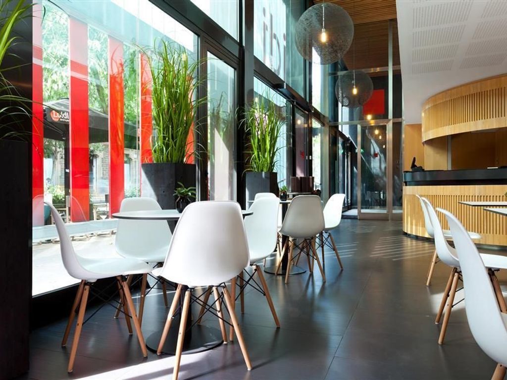 Cava and Hotel Mastinell LIF