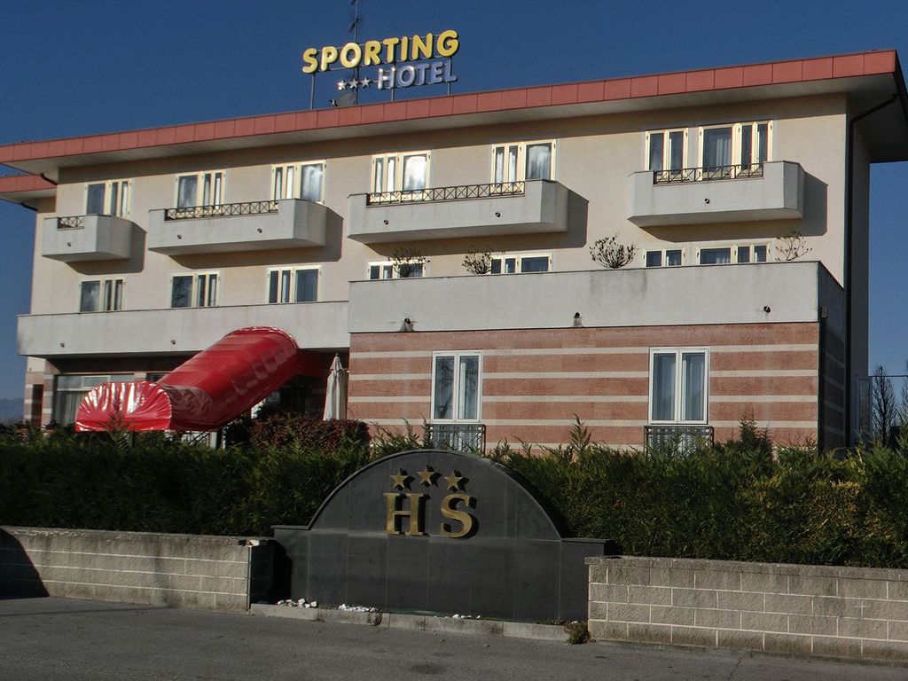 Sporting