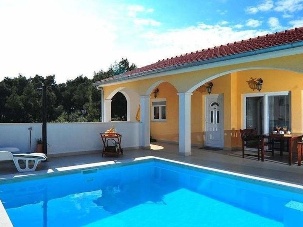 Villa Vanilla with Heated Pool