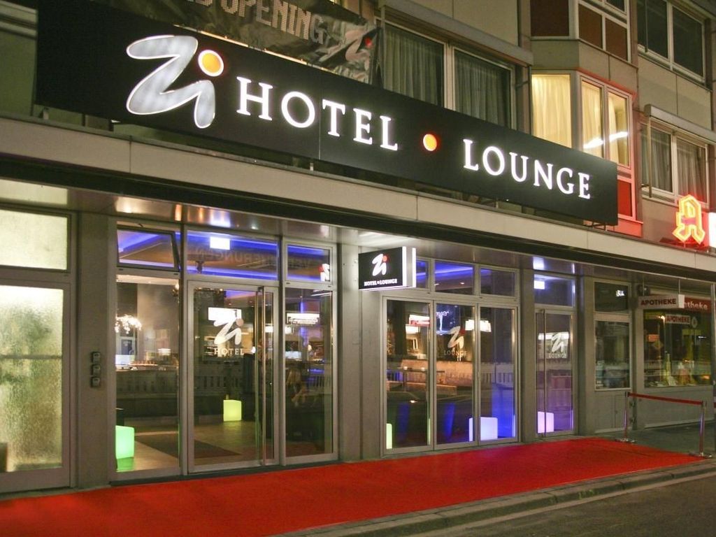 Zi Hotel & Lounge
