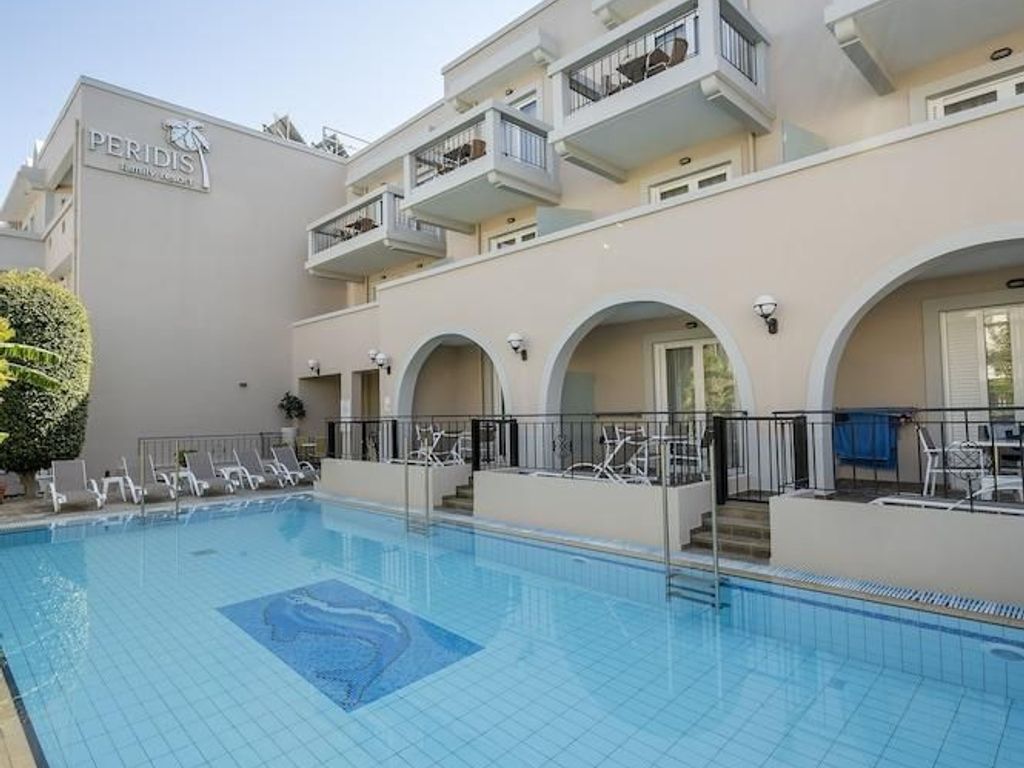 Peridis Family Resort