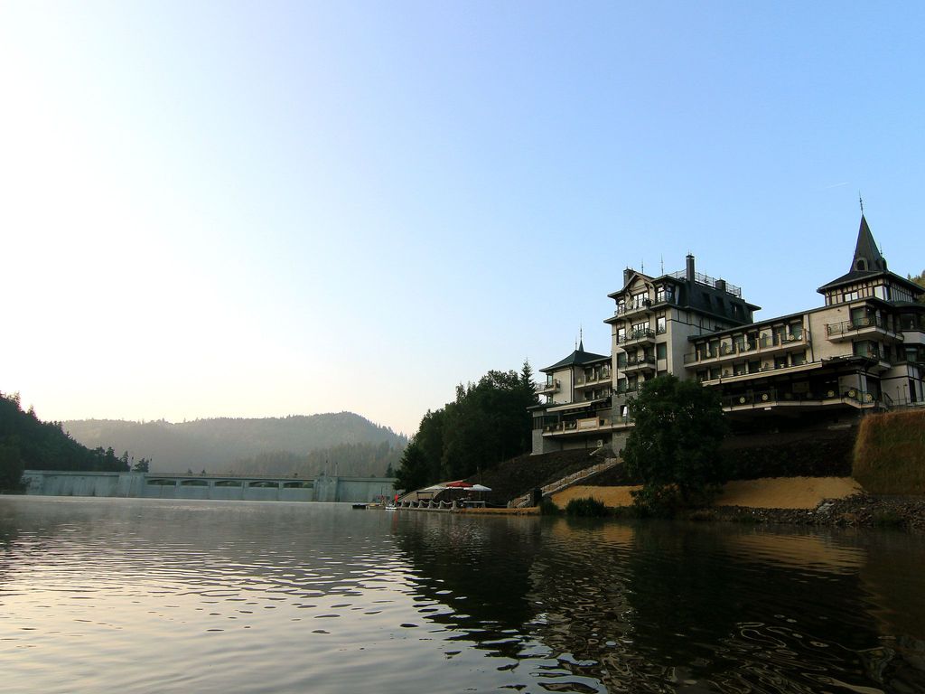 Retro Riverside Wellness Resort