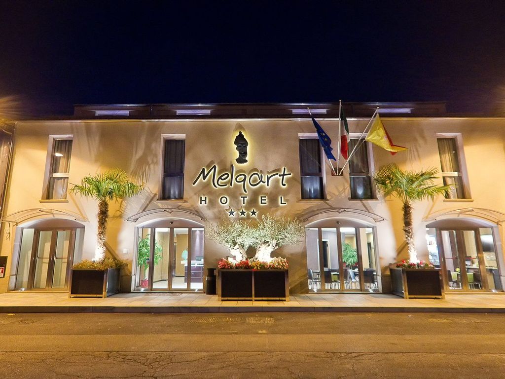 Melqart Hotel